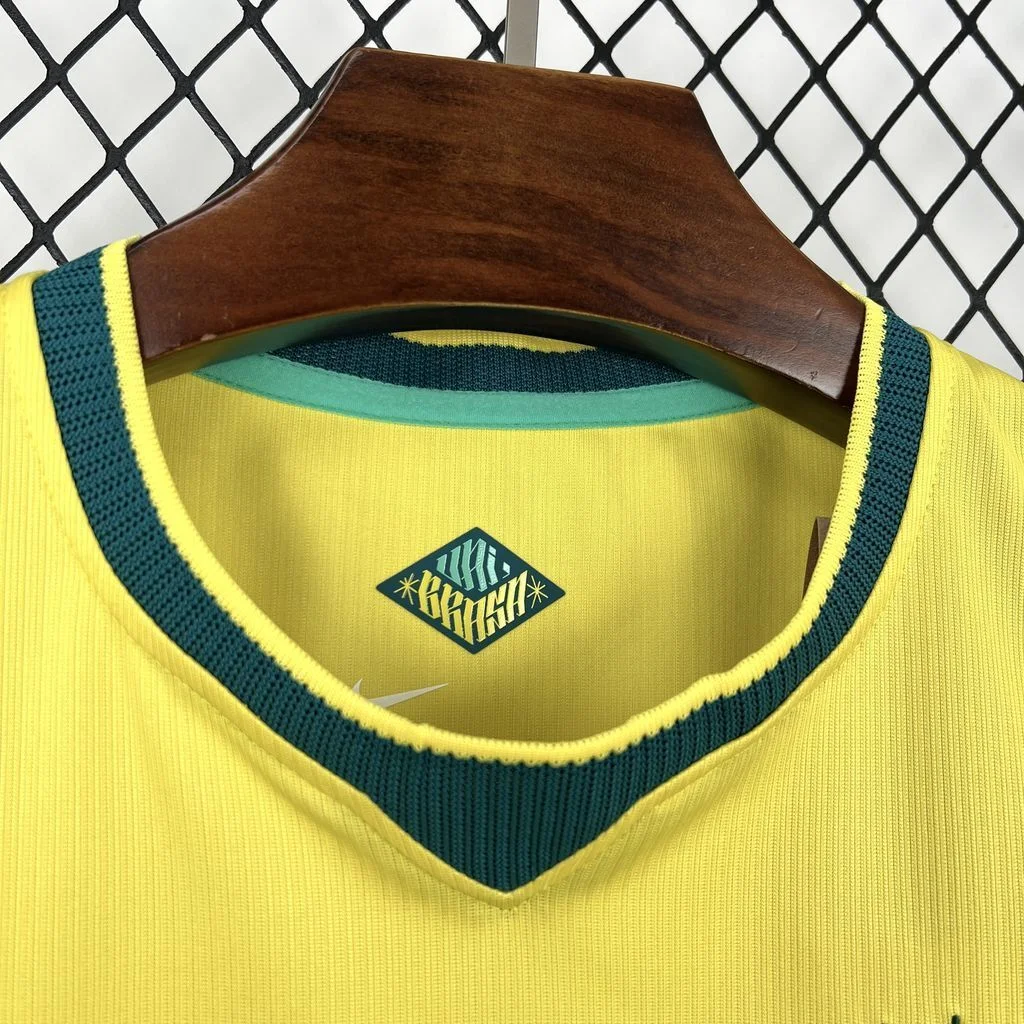 Gola da camisa feminina